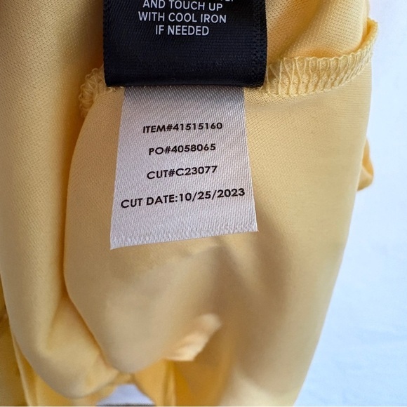 Torrid Babydoll Eyelet Challis Blouse Size 2X NWT - Picture 10 of 12